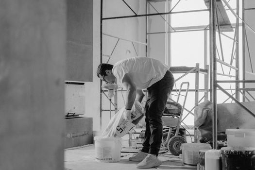 Jak Ušetřit na Rekonstrukci Bytu: Plánování, Materiály, DIY Tipy